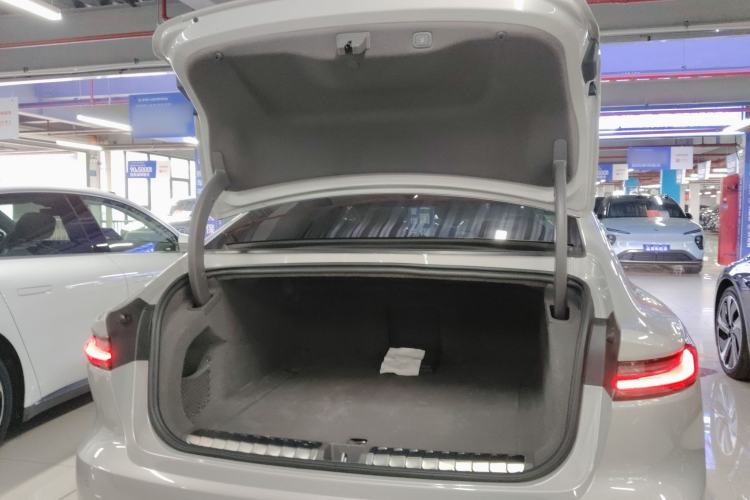 Used Nio ET7 2023 75 kWh