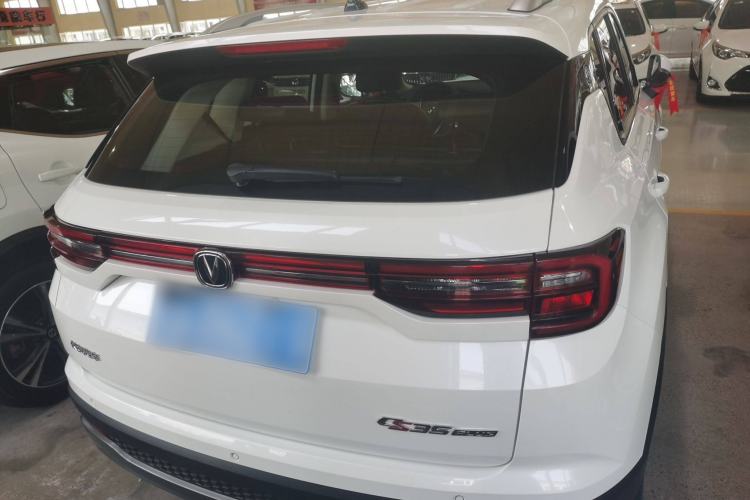 Used Changan CS35PLUS 2021 Revised Version Glory Million Edition 1.6L Manual Luxury Edition
