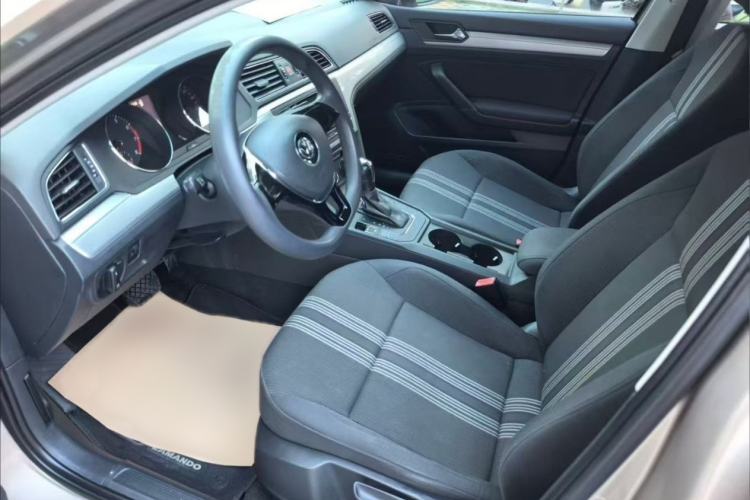 Used Volkswagen Lamando 2017 230TSI DSG Fashion Edition
