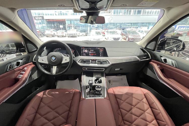 Used BMW X5 2022 Restyled xDrive 30Li Luxury Version M Sport Package