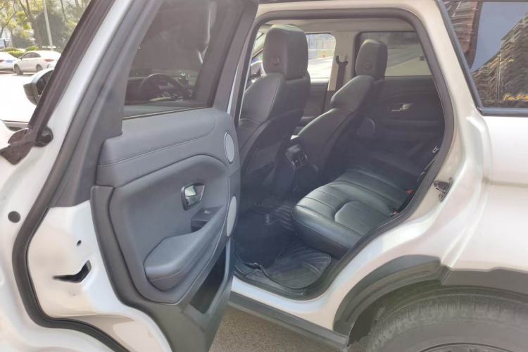 Used Land Rover Range Rover Evoque 2018 200PS PURE New Fashion Edition