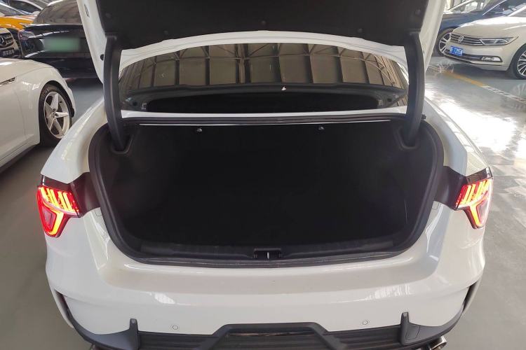 Used Lynk & Co 03 2022 2.0TD DCT JingPro
