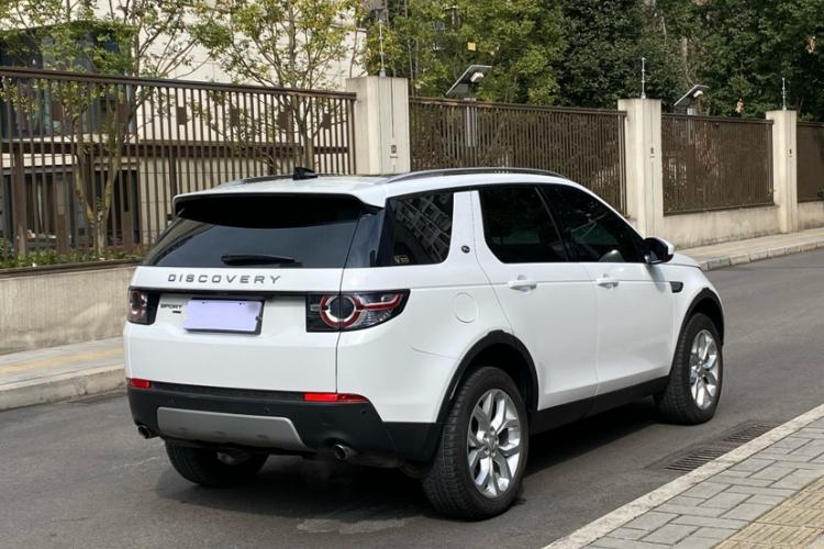 Used Land Rover Discovery Sport 2019 240 PS HSE Version China V Standard