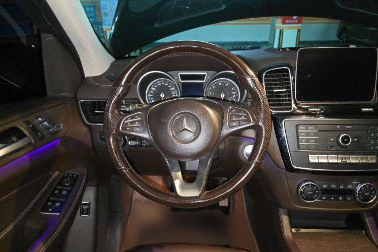 Used Mercedes-Benz GLE 2017 GLE 400 4MATIC
