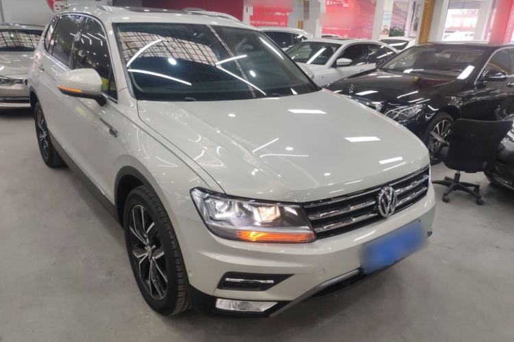 Used Volkswagen Tiguan L 2019 Revised 330TSI Automatic Two-Wheel Drive Smart & Luxury Edition China VI Standard
