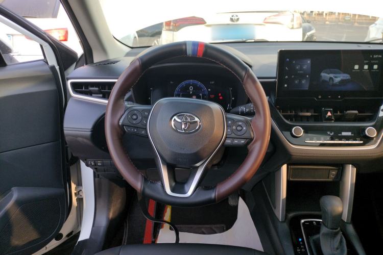 Used Toyota FRONTLANDER 2023 2.0L CVT Leading Edition
