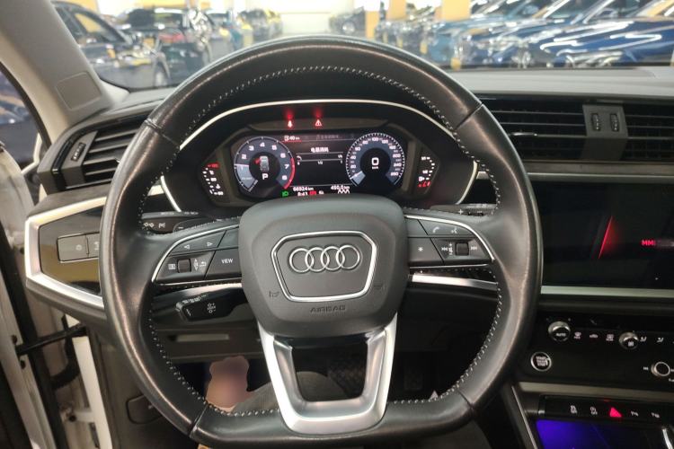 Used Audi Q3 2021 35 TFSI Fashion Dynamic Model