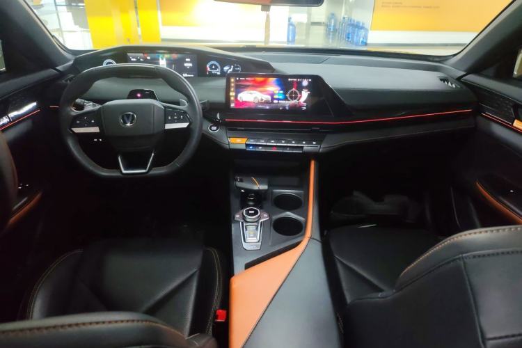 Used Changan UNI-V 2022 1.5T Prestige Version