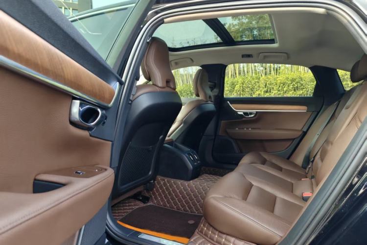 Used Volvo S90 2020 Facelifted T5 Zhiyi Luxury Edition