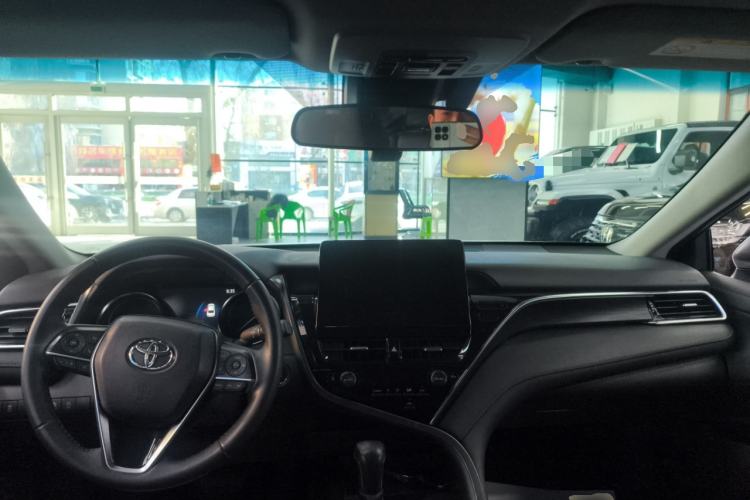 Used Toyota Camry 2021 2.0G Luxury Edition