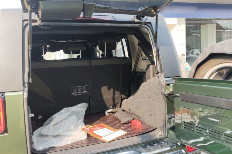 Used  BJ40 2020 2.0T Automatic Four-Wheel Drive Urban Hunter Edition Prestige Version