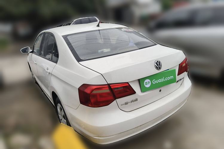 Used Volkswagen Jetta 2015 Value Edition 1.6L Manual Fashionable Style