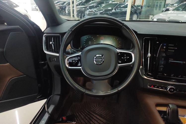 Used Volvo S90 2021 B5 Zhiyi Luxury Edition
