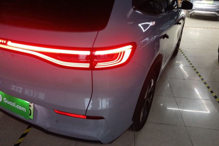 Used  E5 2024 530 km Exploration+ Version