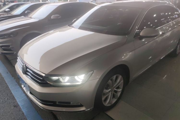 Used Volkswagen Magotan 2019 330TSI DSG Luxury Version China VI Standard