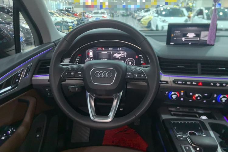 Used Audi Q7 2018 45 TFSI Technology Edition
