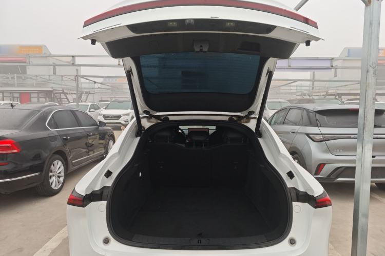 Used  A07 2025 All-Electric "Real Bargain" 525 Luxury Model