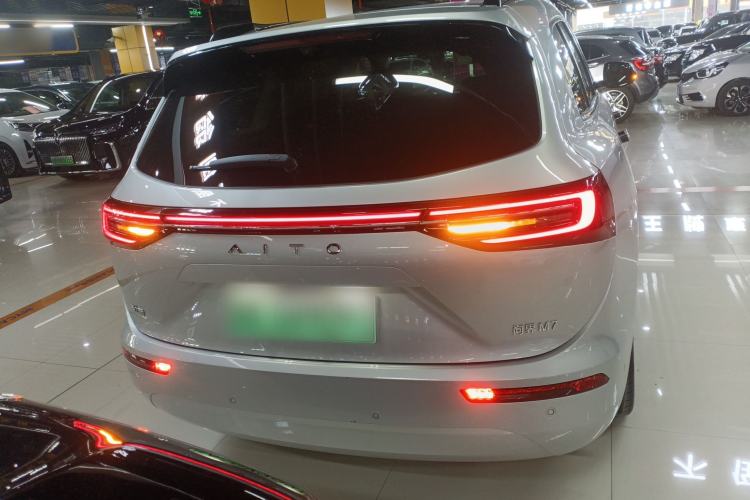 Used Hima AITO M7 2024 1.5T Intelligent Driving 4WD Max Edition 5 Seats
