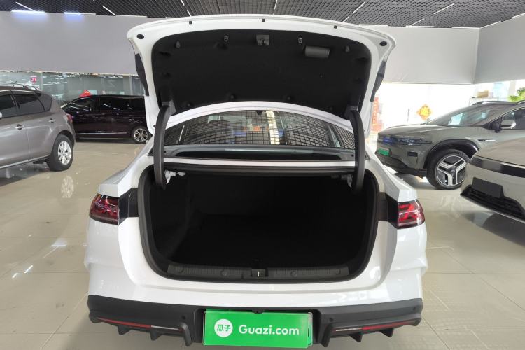 Used BYD Qin L 2025 DM-i Smart Drive 120KM Superior Model