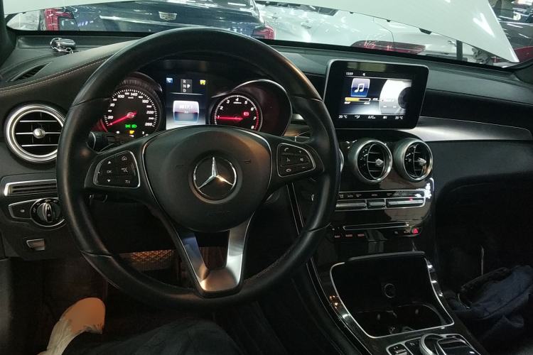 Used Mercedes-Benz GLC 2016 GLC 260 4MATIC Dynamic Edition
