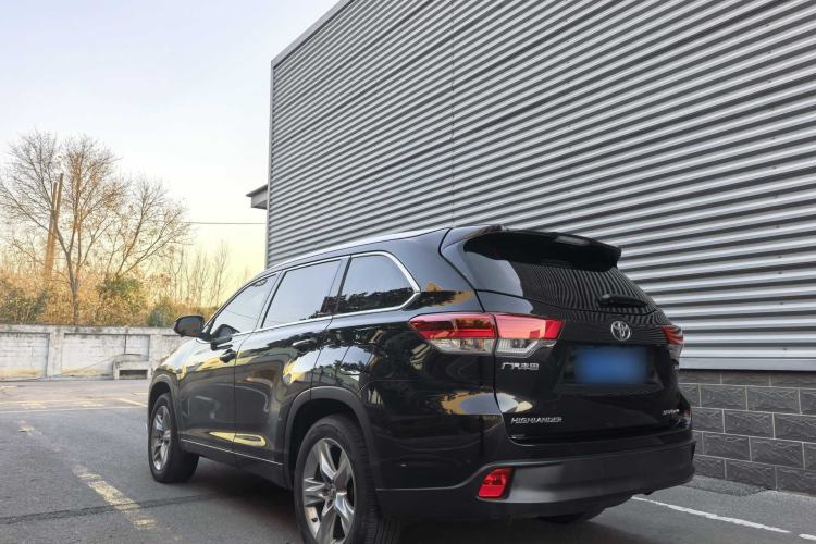 Used Toyota Highlander 2018 2.0T Four-Wheel Drive Luxury Version 7 Seats China VI Standard