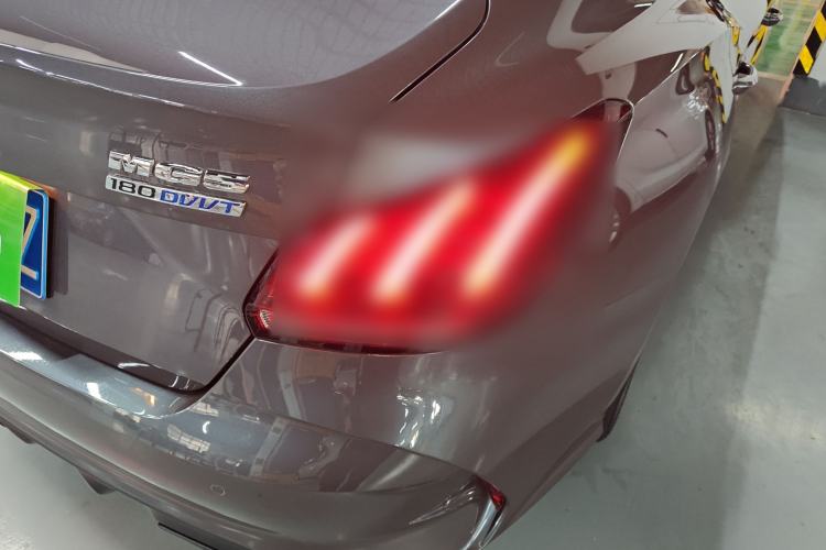 Used MG 5 2023 180 DVVT CVT Fashion Edition
