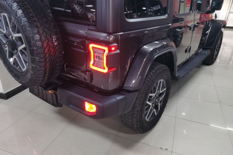 Used  Wrangler 2024 2.0T Sahara Four-Door Edition
