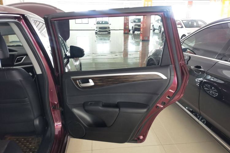 Used Honda Jade 2017 1.8L automatic Comfort version 5 seats
