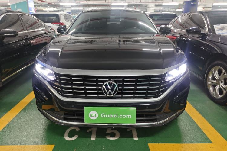 Used Volkswagen Passat 2022 330TSI Luxury Edition Custom Version