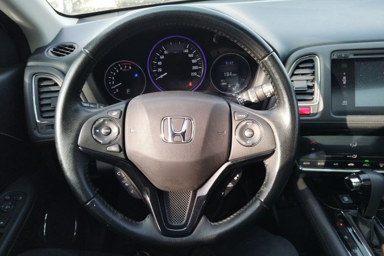 Used Honda Vezel 2017 1.8L CVT Two-Wheel Drive Luxury Model
