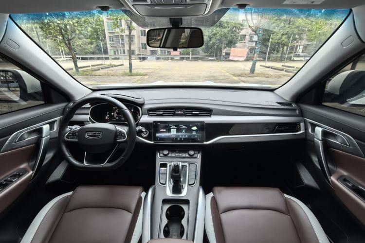 Used Geely Auto Emgrand X7 Sport 2022 1.8TD DCT Zhiya Trim