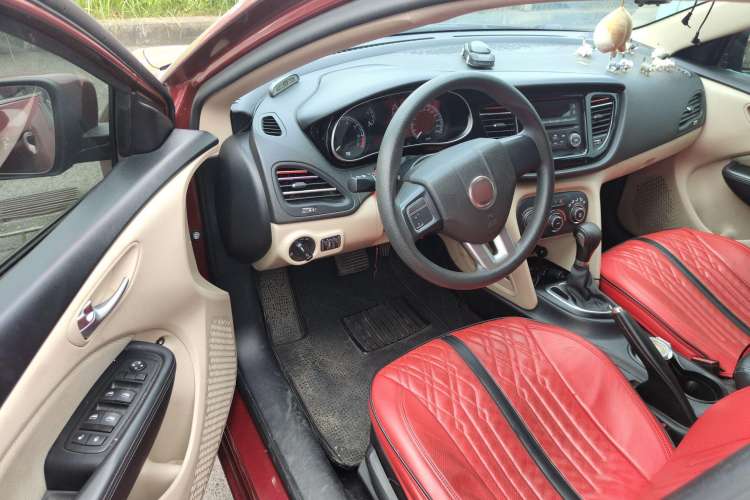 Used Fiat Viaggio 2012 1.4T Automatic Enjoyment Edition
