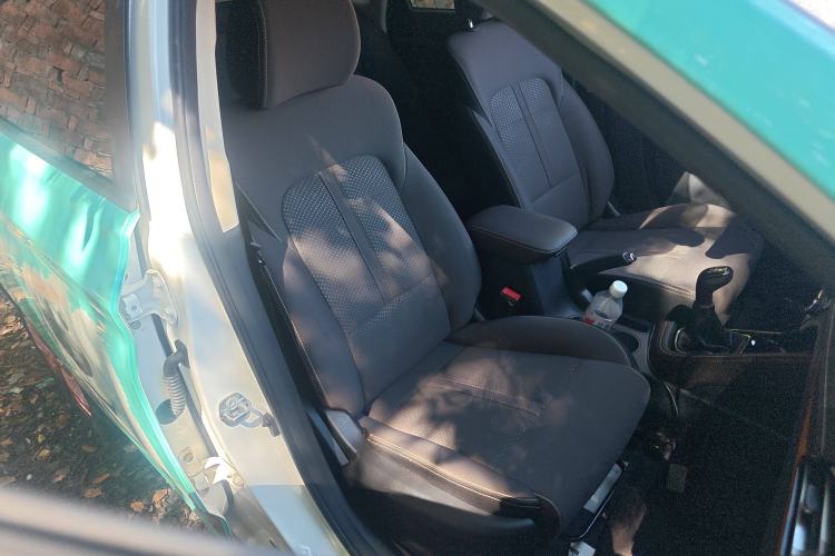 Used Changan Eado DT 2019 1.6L Manual Comfort Model China VI Standard
