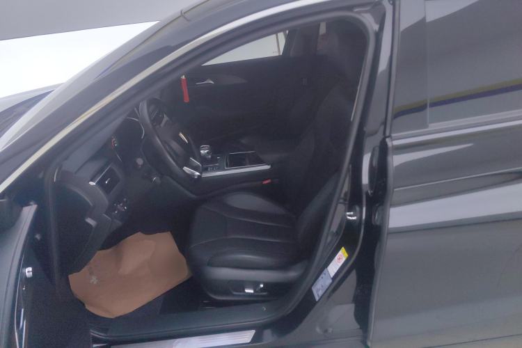 Used Hongqi H5 2020 1.8T Automatic Smart Connect Flagship Edition
