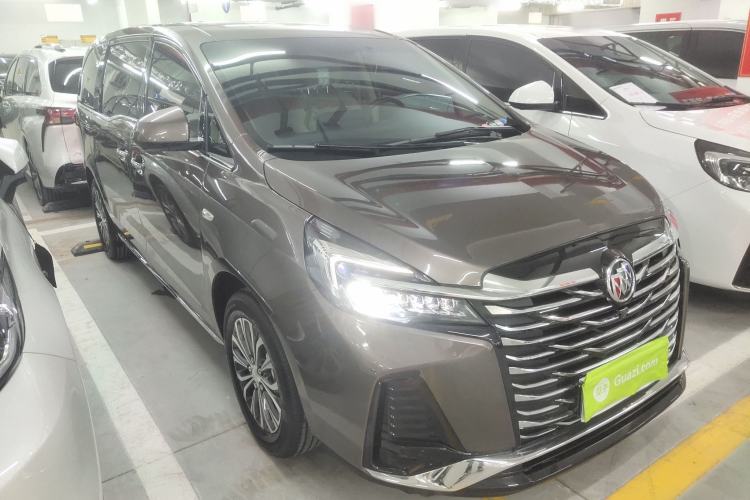 Used Buick GL8 2023 Facelifted Land Cruiser Executive Luxury Version
