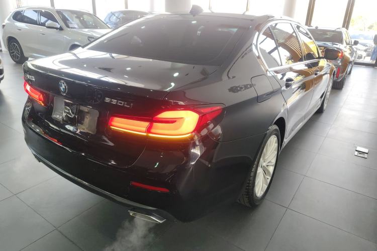 Used BMW 5 Series 2022 Second Facelift 525Li Luxury Package
