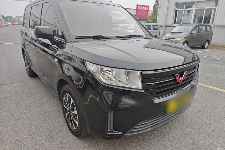 Used Wuling Hongguang PLUS 2020 1.5L Manual Standard Edition 7-Seater
