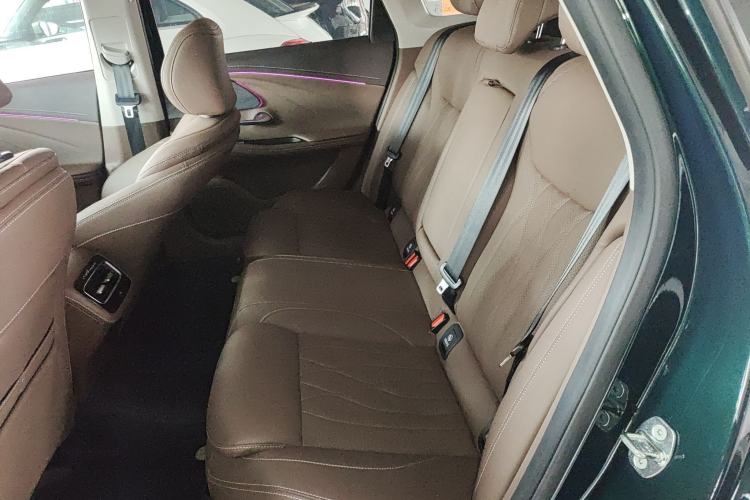 Used Chery Arrizo 8 2023 High-Performance Edition 2.0T DCT Powerfully Equipped
