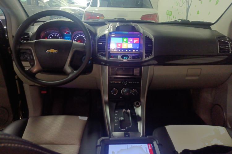Used Chevrolet Captiva 2015 2.4L Two-Wheel Drive Urban Version 5 Seats
