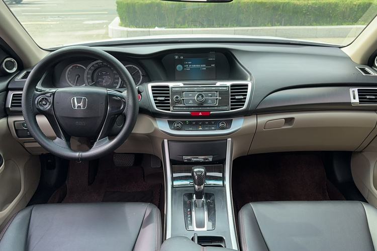 Used Honda Accord 2015 2.0L LX Comfort Edition
