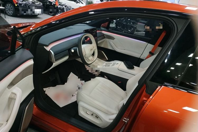 Used ONVO L60 2024 60 kWh Rear-Drive Version
