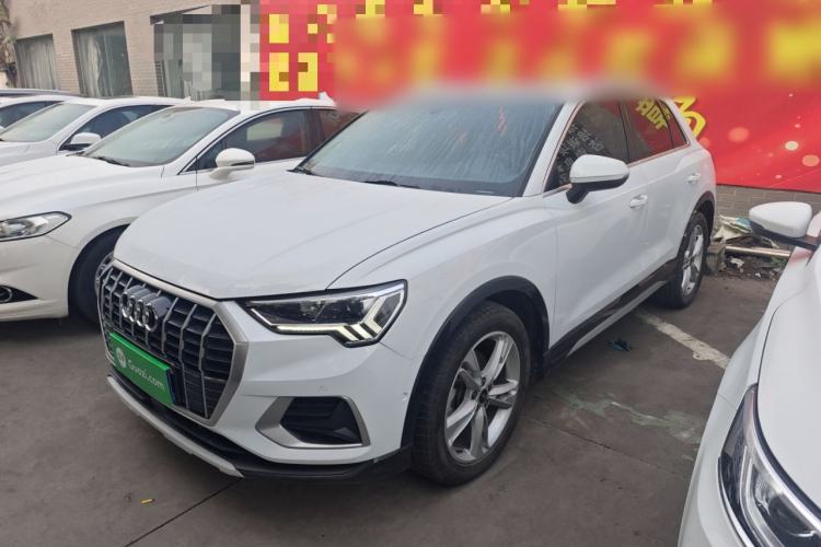 Used Audi Q3 2022 35 TFSI Fashionable and Elegant Model
