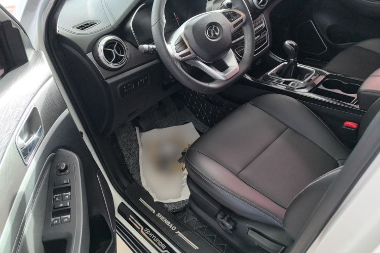 Used BAIC Beijing X5 2019 1.5T Manual Advance Edition China VI
