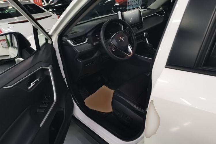 Used Toyota RAV4 2020 2.0L CVT Two-Wheel Drive Fashion Edition
