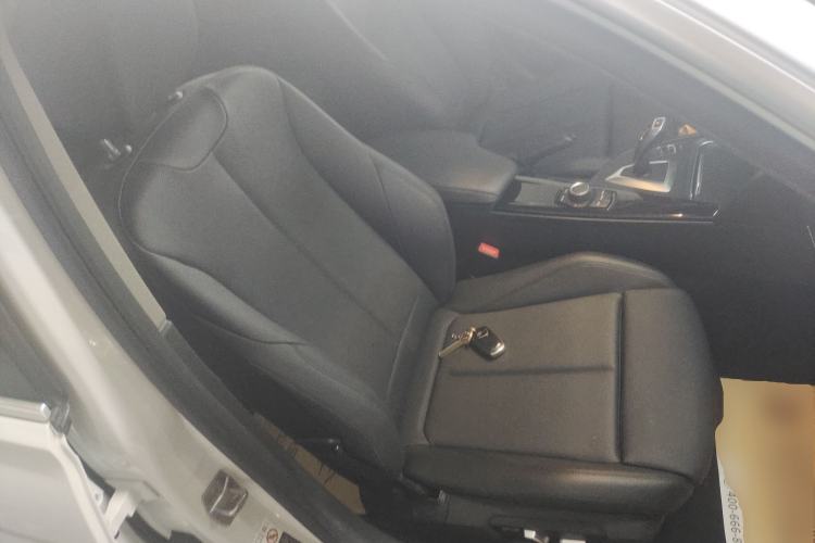 Used BMW 3 Series 2018 320Li Fashion Model
