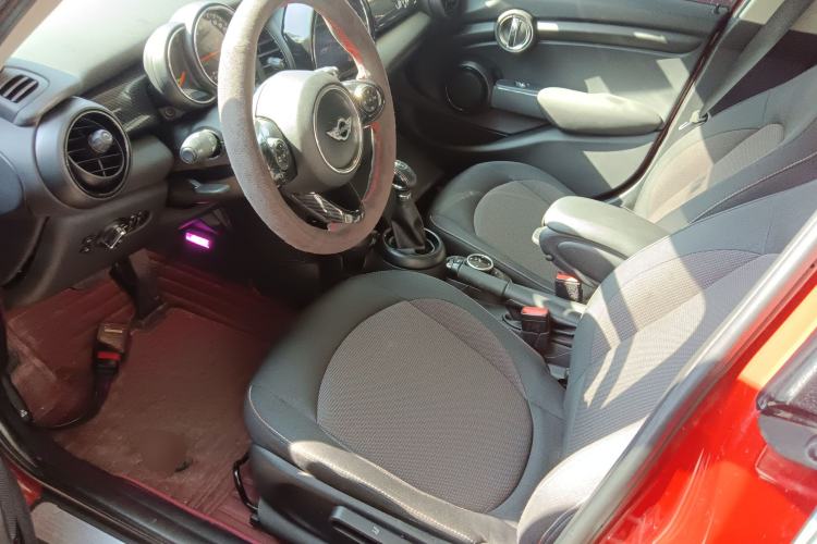 Used  MINI 2015 1.2T ONE Five-Door Edition
