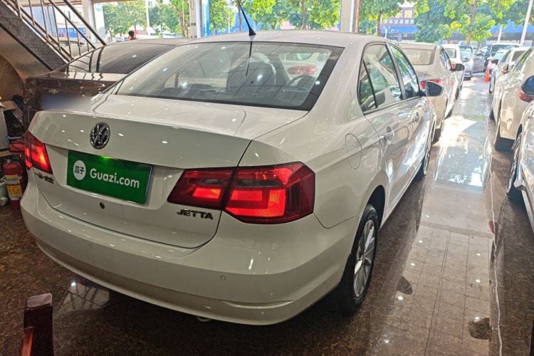 Used Volkswagen Jetta 2015 Value Edition 1.6L Automatic Comfort Version
