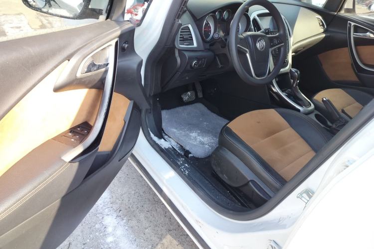 Used Buick GT 2014 XT 1.6L Automatic Fashion Edition