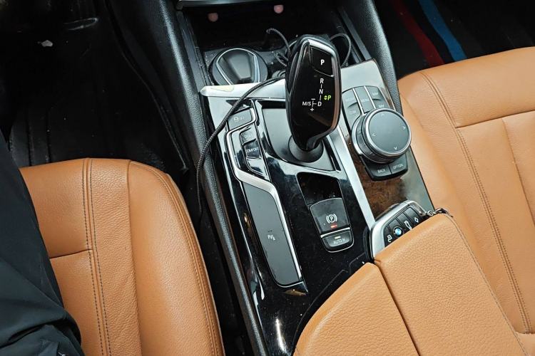 Used BMW 5 Series 2018 528Li Launch Special Edition
