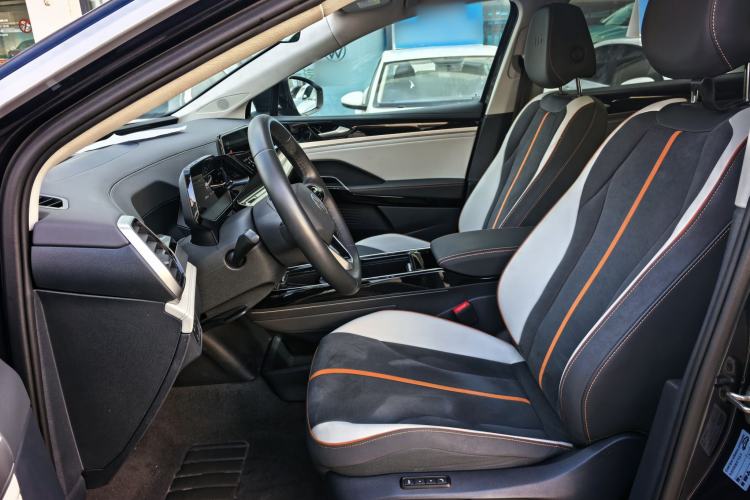 Used Volkswagen ID.6 CROZZ 2022 Long-Range PRO Edition
